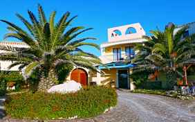 Herzlich Willkommen im Hotel Luci del Faro